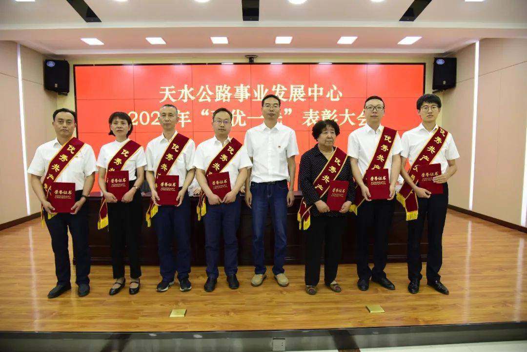 东海招聘网最新招聘信息，探寻职业发展的热门热土，一站式求职平台！
