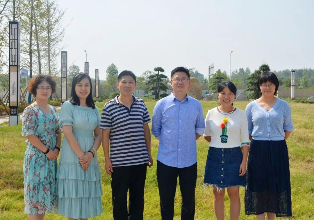 爱与陪伴的温馨日常，最新主题班会设计方案