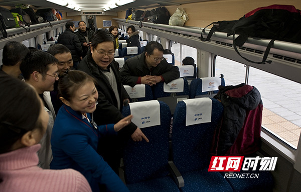 武汉高铁最新动态，绿色之旅启程，探索自然美景的征途