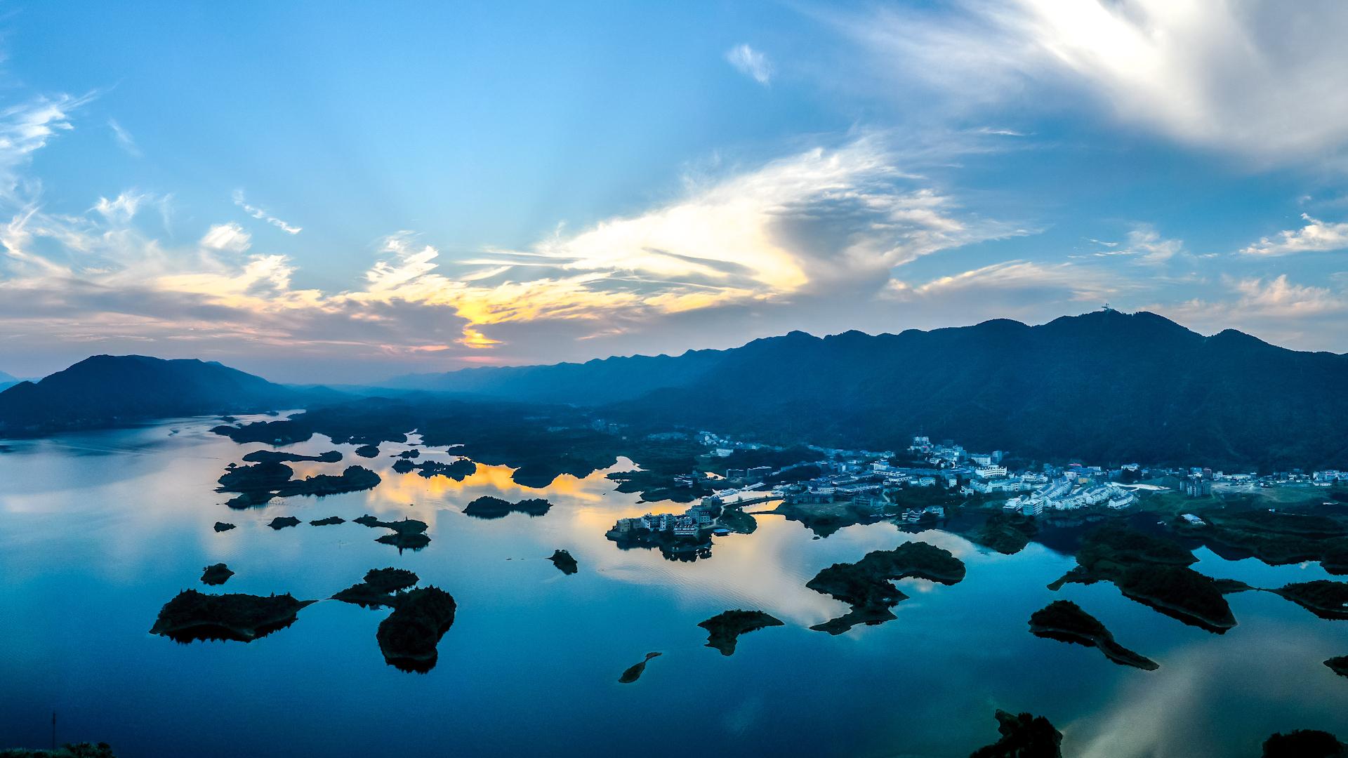最新电影下载与自然美景之旅，一场心灵的净土之旅