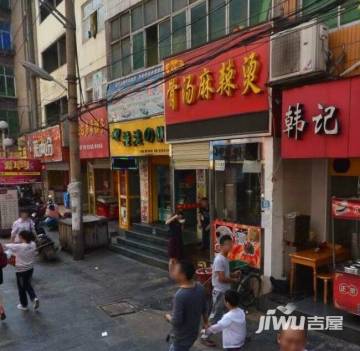房价最新动态与小巷深处的特色小店探秘