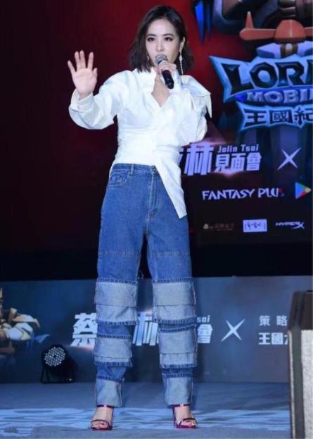 最新上传，时尚潮流前沿风采展现