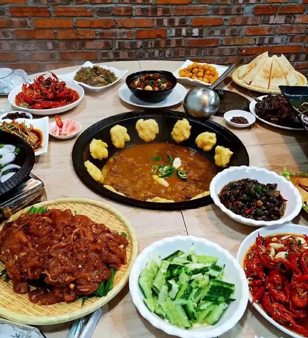 最新美食菜谱，一道佳肴的演变与争议探索